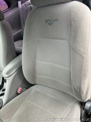 Ford Mustang 3.8i Manual 2000