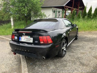 Ford Mustang 3.8i Manual 2000