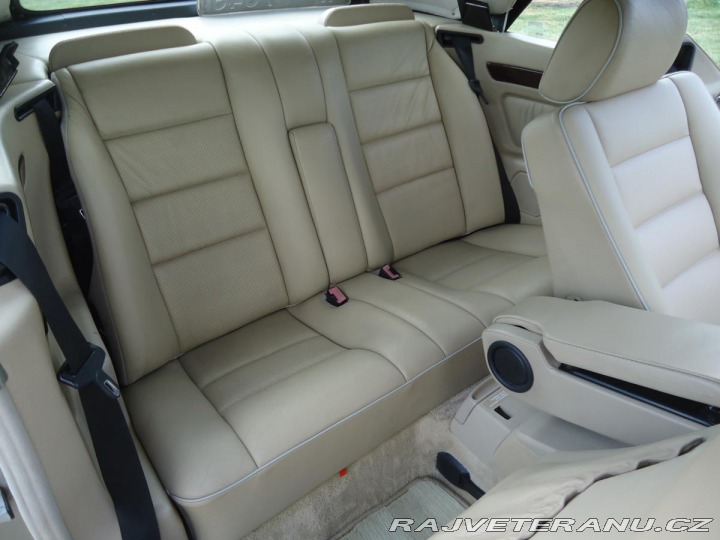 Mercedes-Benz 320 124 E 320 Cabrio, automat 1995