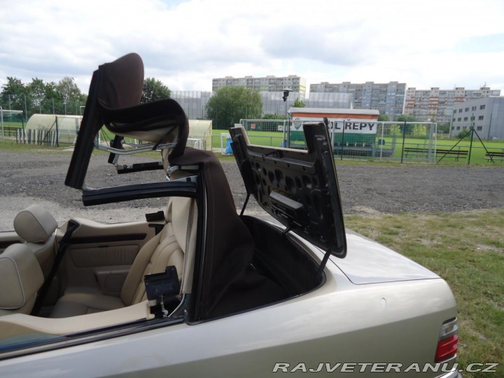 Mercedes-Benz 320 124 E 320 Cabrio, automat 1995
