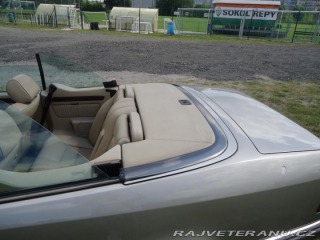Mercedes-Benz 320 124 E 320 Cabrio, automat 1995