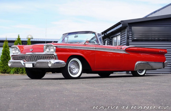 Ford Galaxie Skyliner 1959