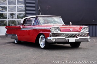 Ford Galaxie Skyliner 1959