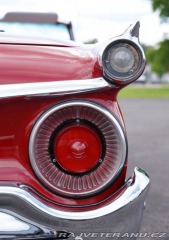 Ford Galaxie Skyliner 1959