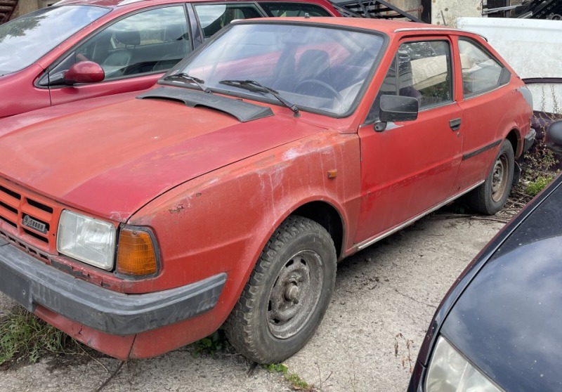 Škoda Rapid osobní automobil