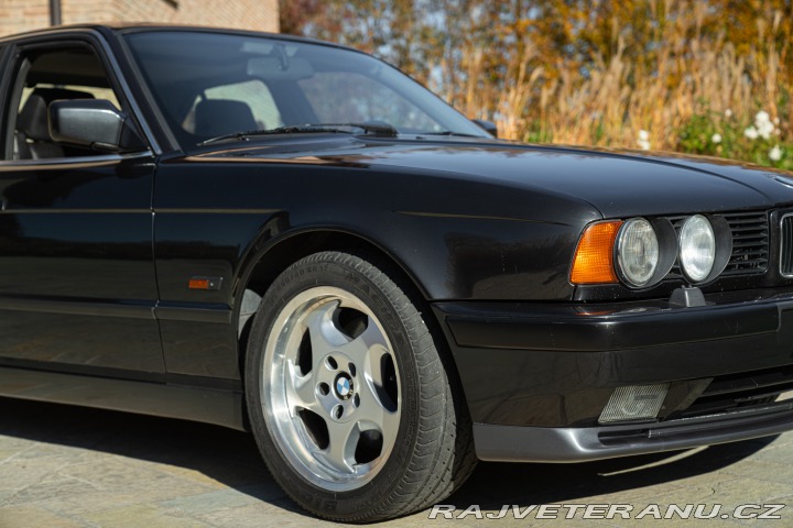 BMW M5 1989