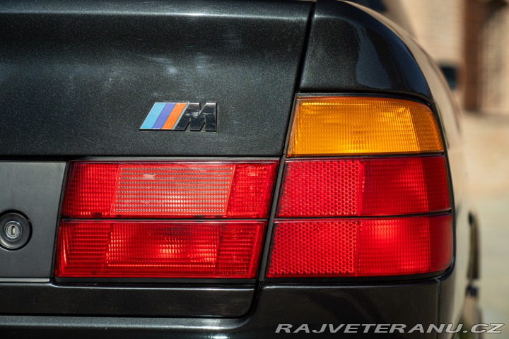 BMW M5 1989
