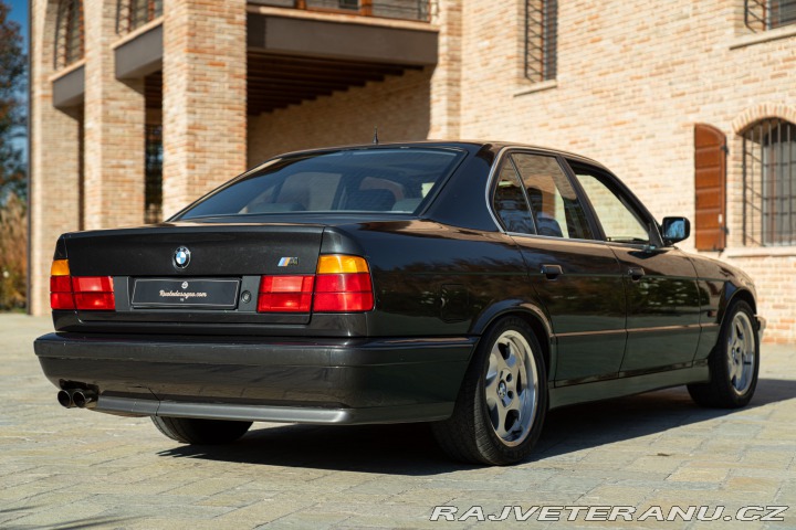 BMW M5 1989