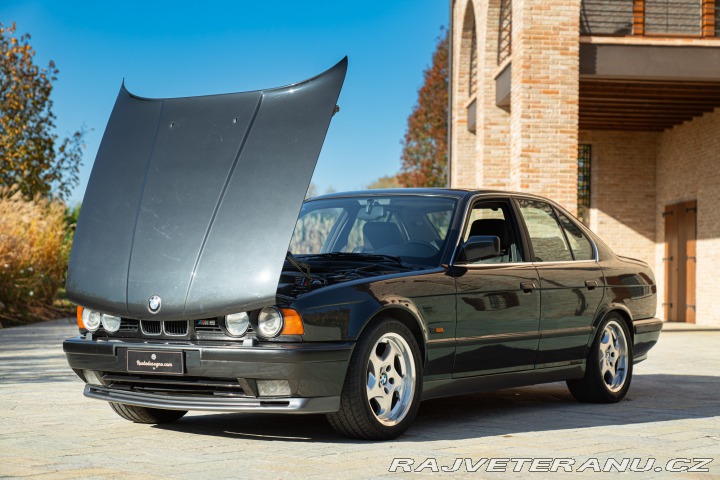 BMW M5 1989
