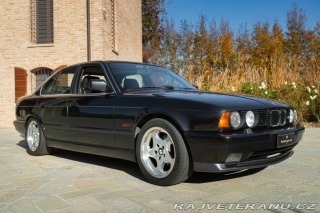 BMW M5  1989