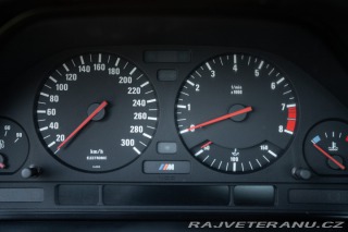 BMW M5  1989