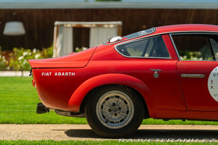 Ostatní značky Ostatní modely Abarth 1000 BIALBERO Coupé “LONGNOSE” 1965