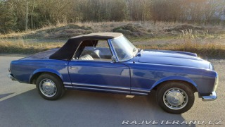 Mercedes-Benz SL 230 SL W113 Pagoda 1964