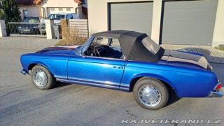 Mercedes-Benz SL 230 SL W113 Pagoda 1964
