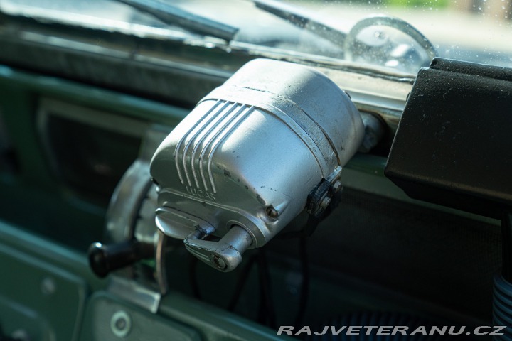 Land Rover Serie II 88 “DEFENDER” 1965