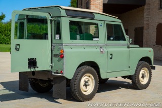 Land Rover Serie II 88 “DEFENDER” 1965