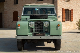 Land Rover Serie II 88 “DEFENDER” 1965