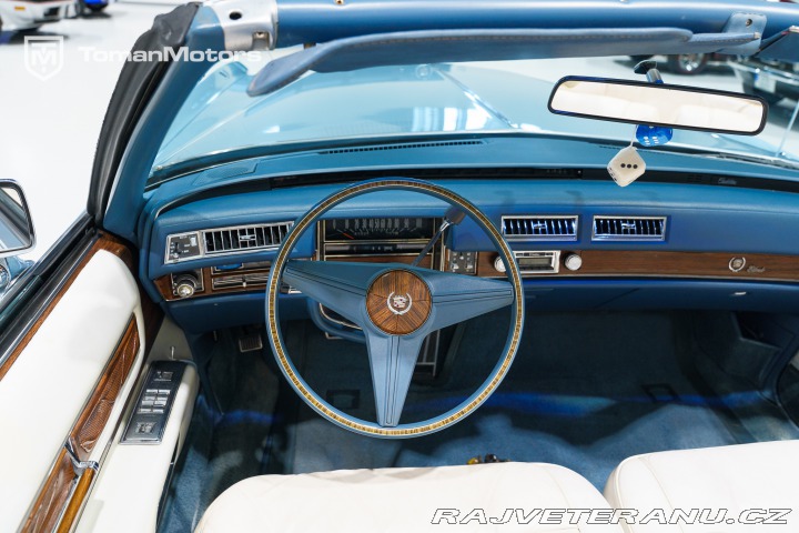 Cadillac Eldorado Kabrio, 8.2L V8, V ČR 1975