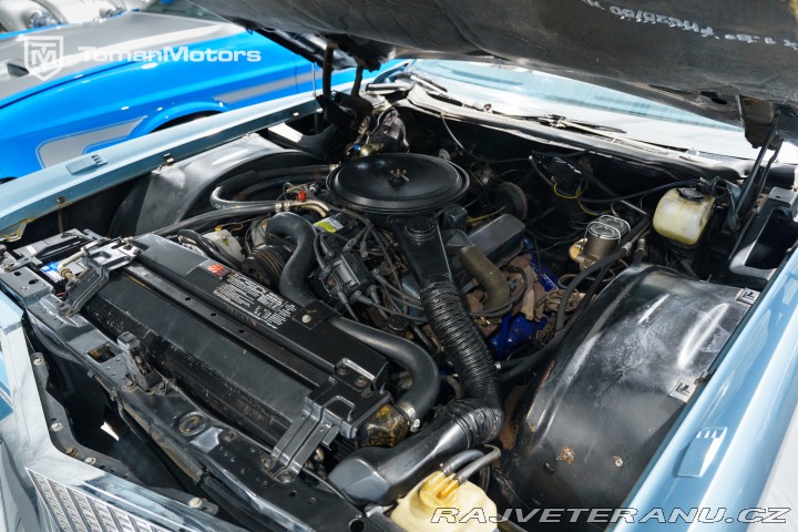 Cadillac Eldorado Kabrio, 8.2L V8, V ČR 1975