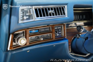 Cadillac Eldorado Kabrio, 8.2L V8, V ČR 1975