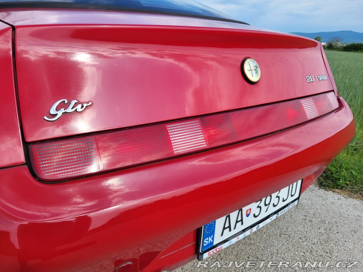 Alfa Romeo GTV 916 2001