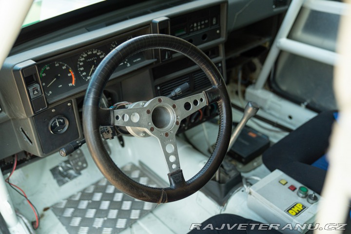 Alfa Romeo 75 3.0 V6 1988