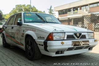 Alfa Romeo 75 3.0 V6 1988