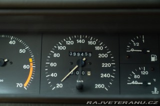 Alfa Romeo 75 3.0 V6 1988