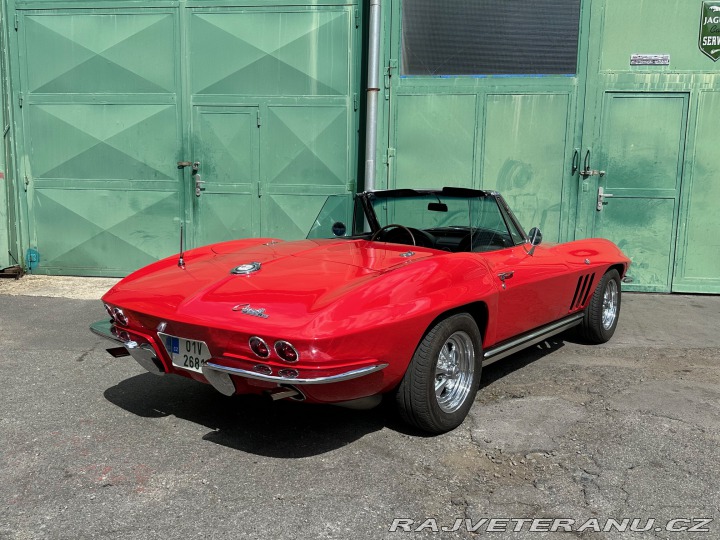 Chevrolet Corvette C2 Sting Ray 1965