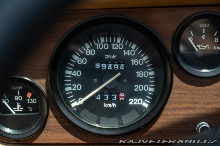 Fiat 124 Pininfarina Spidereuropa 1985