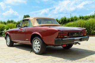Fiat 124 Pininfarina Spidereuropa 1985