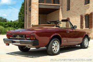 Fiat 124 Pininfarina Spidereuropa 1985