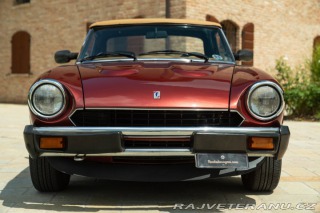 Fiat 124 Pininfarina Spidereuropa 1985