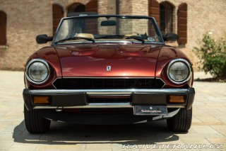 Fiat 124 Pininfarina Spidereuropa 1985