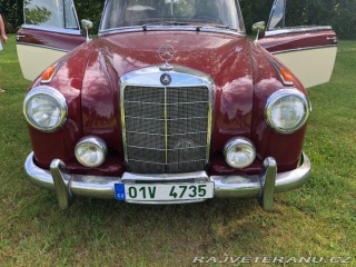 Mercedes-Benz 220 S Coupe 1958