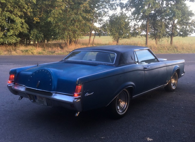 Lincoln Continental Mark 3