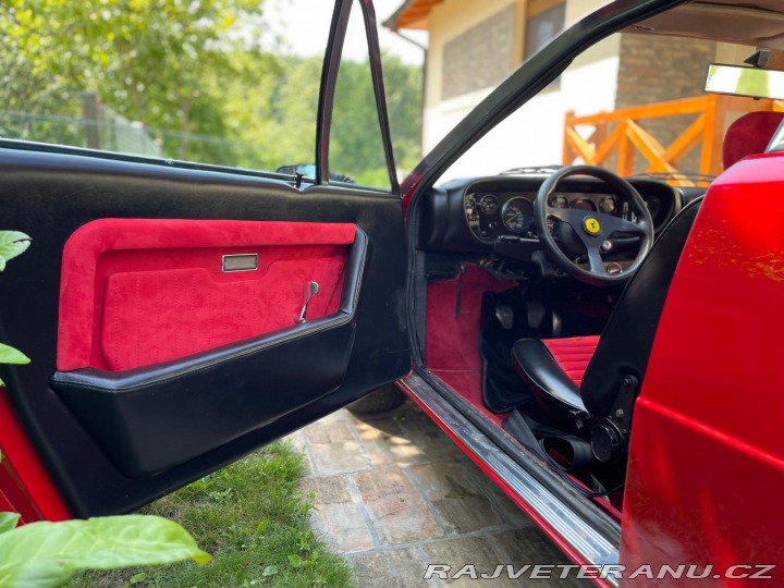 Ferrari Dino 208 GT4 1975