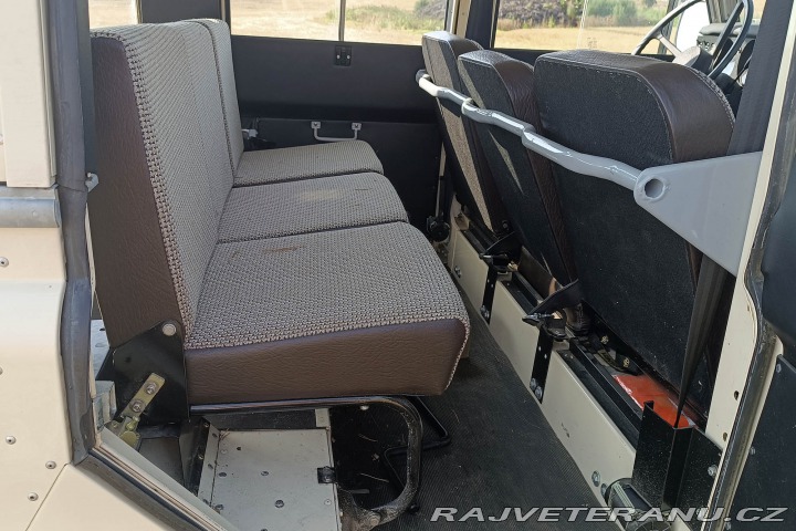 Land Rover Serie III 109 SW LHD 1981