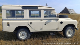 Land Rover Serie III 109 SW LHD 1981