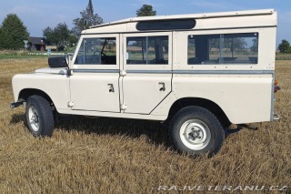 Land Rover Serie III 109 SW LHD 1981