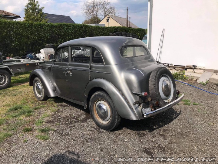 Moskvič 401 1954