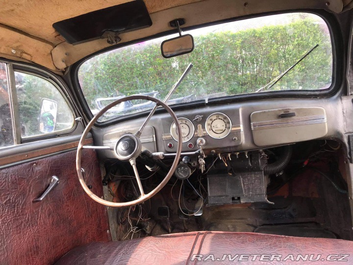 Moskvič 401 1954