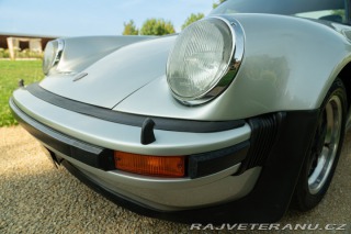 Porsche 911 930 (911) 3.0 TURBO 1975