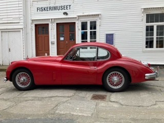 Jaguar XK 140 FHC 1955