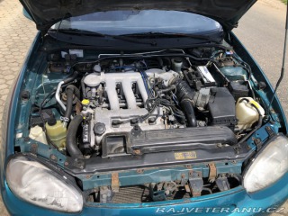 Mazda MX-3 6 válec 1998