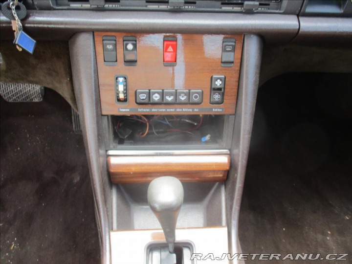 Mercedes-Benz S 5,0 170kw SE bez koroze e 1982