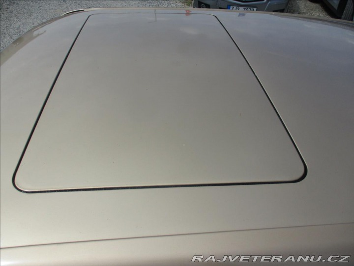 Mercedes-Benz S 5,0 170kw SE bez koroze e 1982
