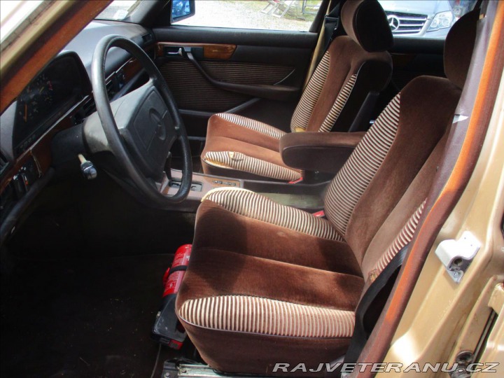 Mercedes-Benz S 5,0 170kw SE bez koroze e 1982