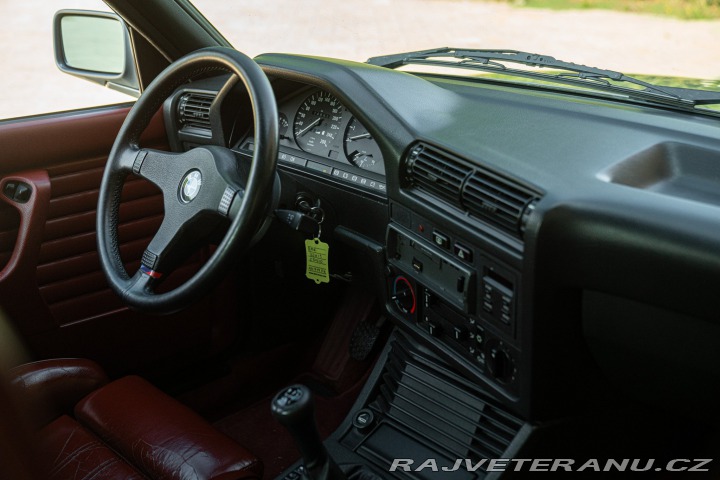 BMW 3 320 is e30 1988