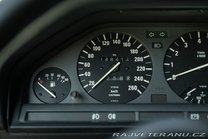 BMW 3 320 is e30 1988